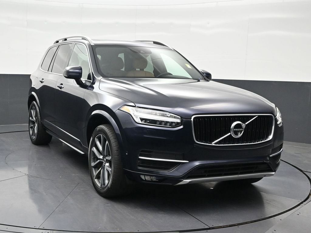 2016 Volvo XC90 T6 Momentum