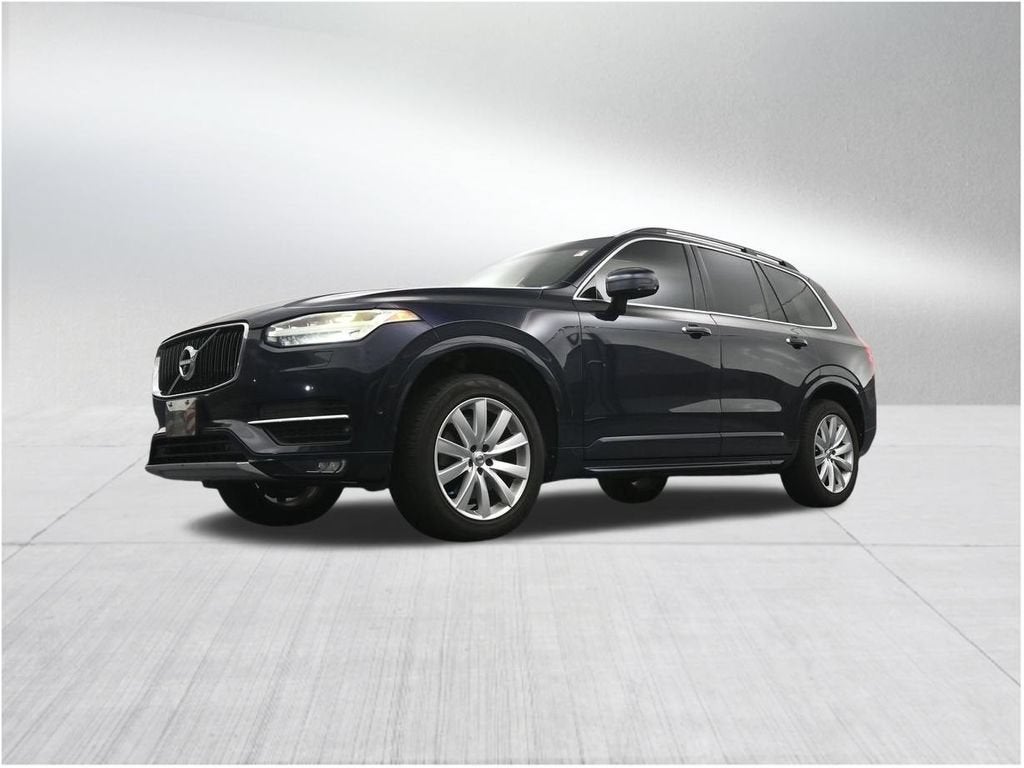 2017 Volvo XC90 Momentum