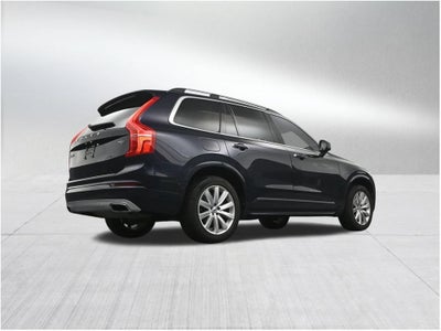 2017 Volvo XC90 Momentum