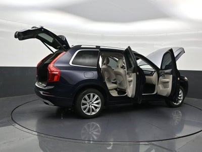 2017 Volvo XC90 Momentum