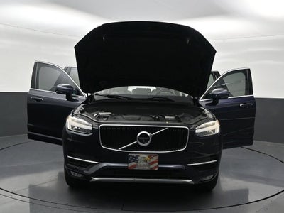 2017 Volvo XC90 Momentum
