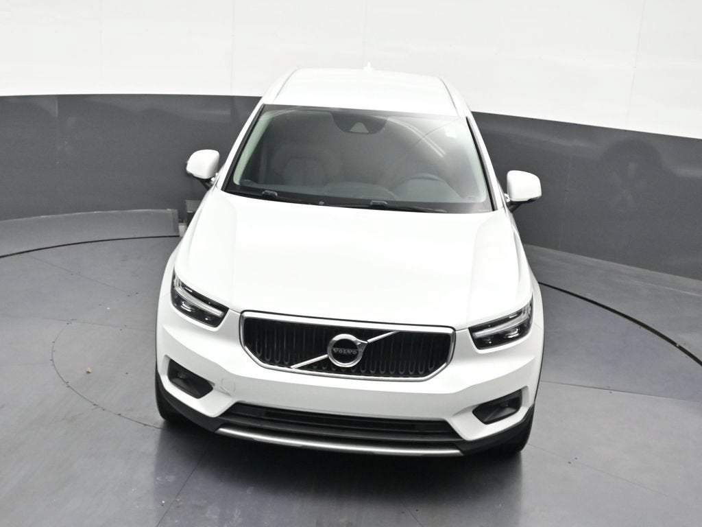 2021 Volvo XC40 Momentum