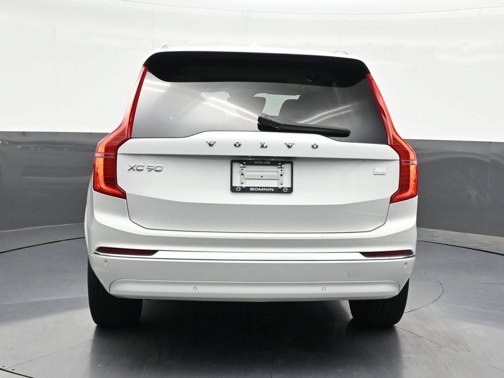 2024 Volvo XC90 Recharge Plug-In Hybrid T8 Ultimate Bright Theme 7-Seater