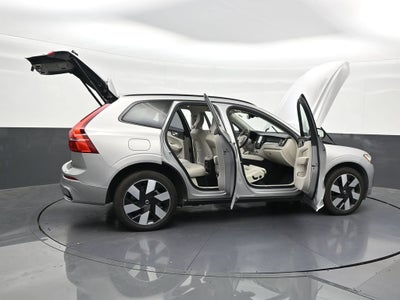 2024 Volvo XC60 Recharge Plug-In Hybrid T8 Ultimate Dark Theme