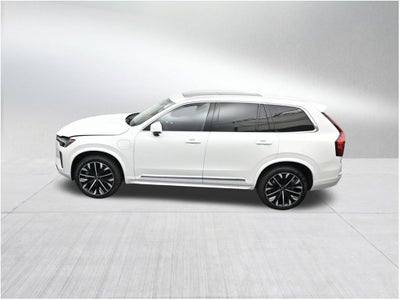 2025 Volvo XC90 Plug-In Hybrid Plus