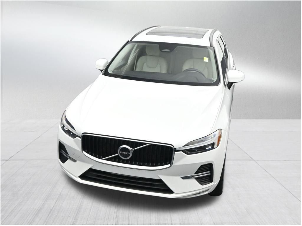 2022 Volvo XC60 Momentum