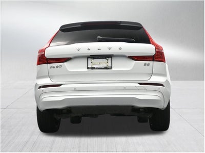 2022 Volvo XC60 Momentum