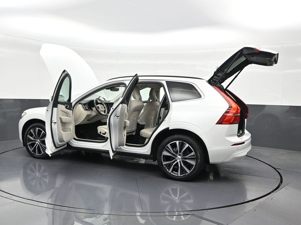2022 Volvo XC60 Momentum