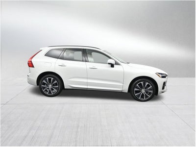 2022 Volvo XC60 Momentum