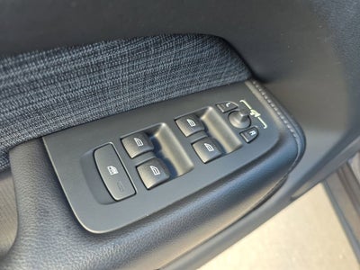 2023 Volvo XC60 Core