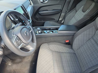 2023 Volvo XC60 Core