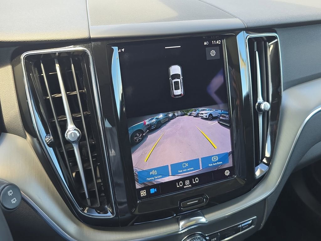 2023 Volvo XC60 Core