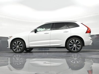 2023 Volvo XC60 Plus Dark Theme