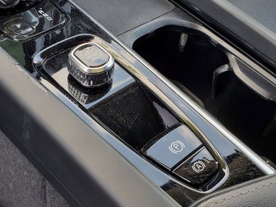 2022 Volvo XC60 Inscription