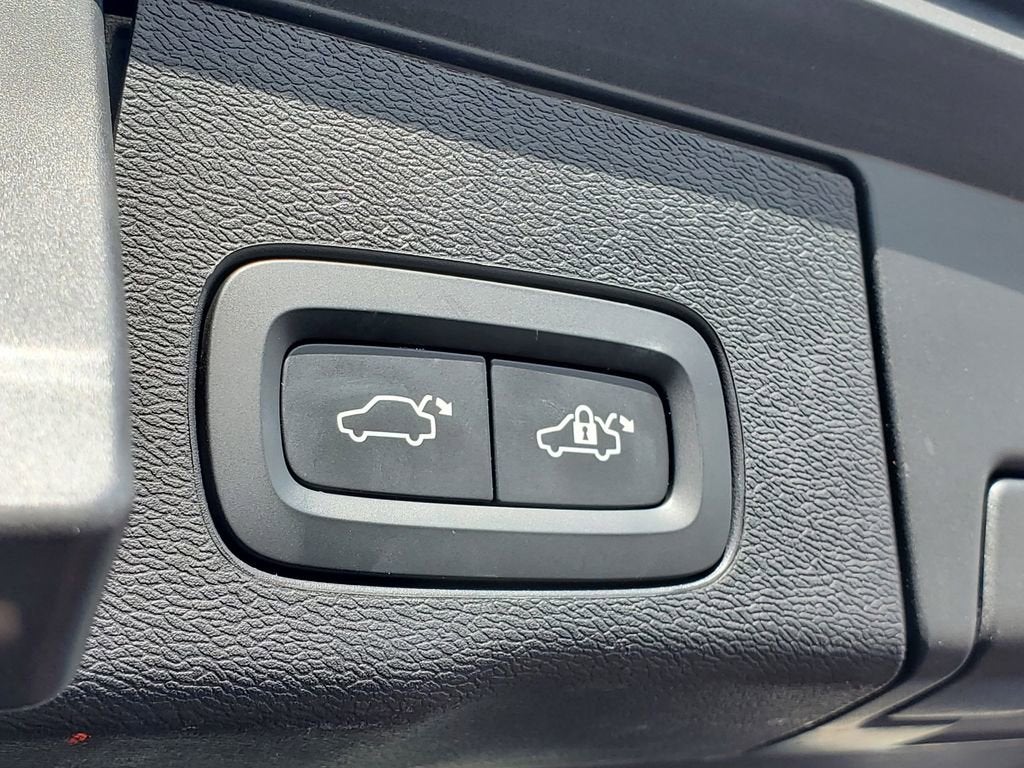 2022 Volvo XC60 Inscription