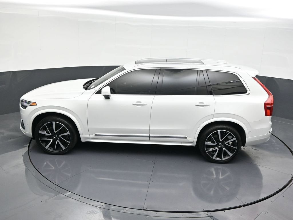2024 Volvo XC90 Plus Bright Theme