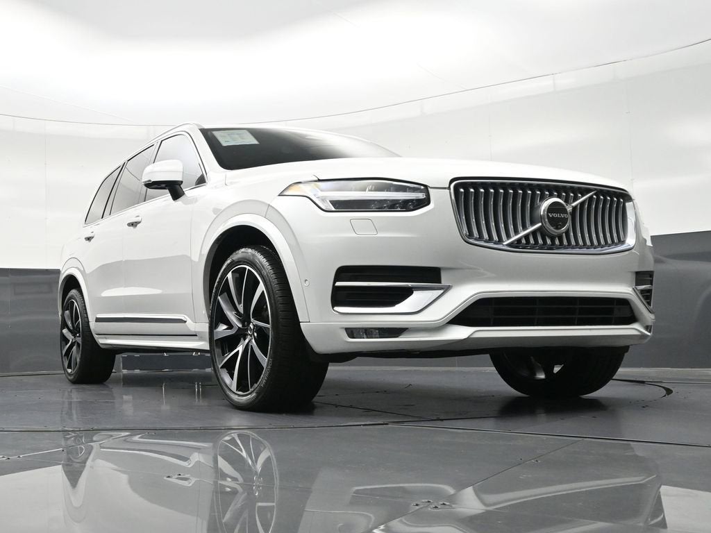 2024 Volvo XC90 Plus Bright Theme