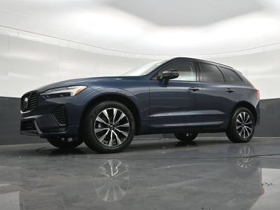 2024 Volvo XC60 B5 Core Dark Theme