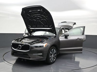 2022 Volvo XC60 Momentum