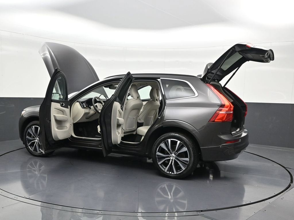 2022 Volvo XC60 Momentum