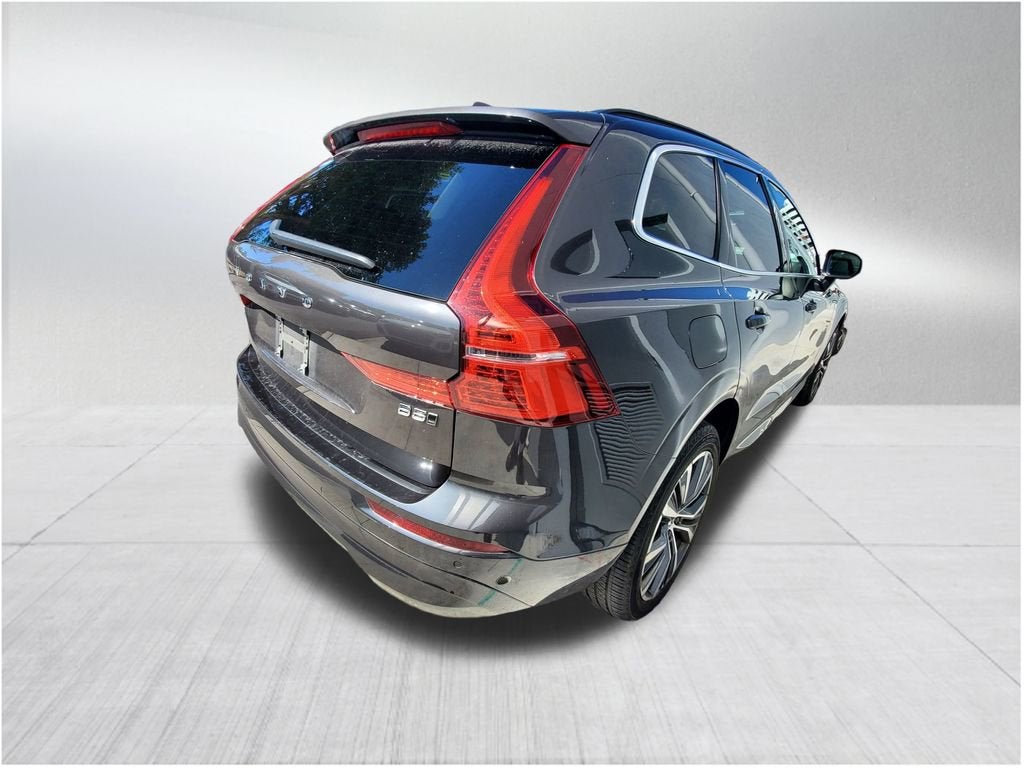 2022 Volvo XC60 Momentum