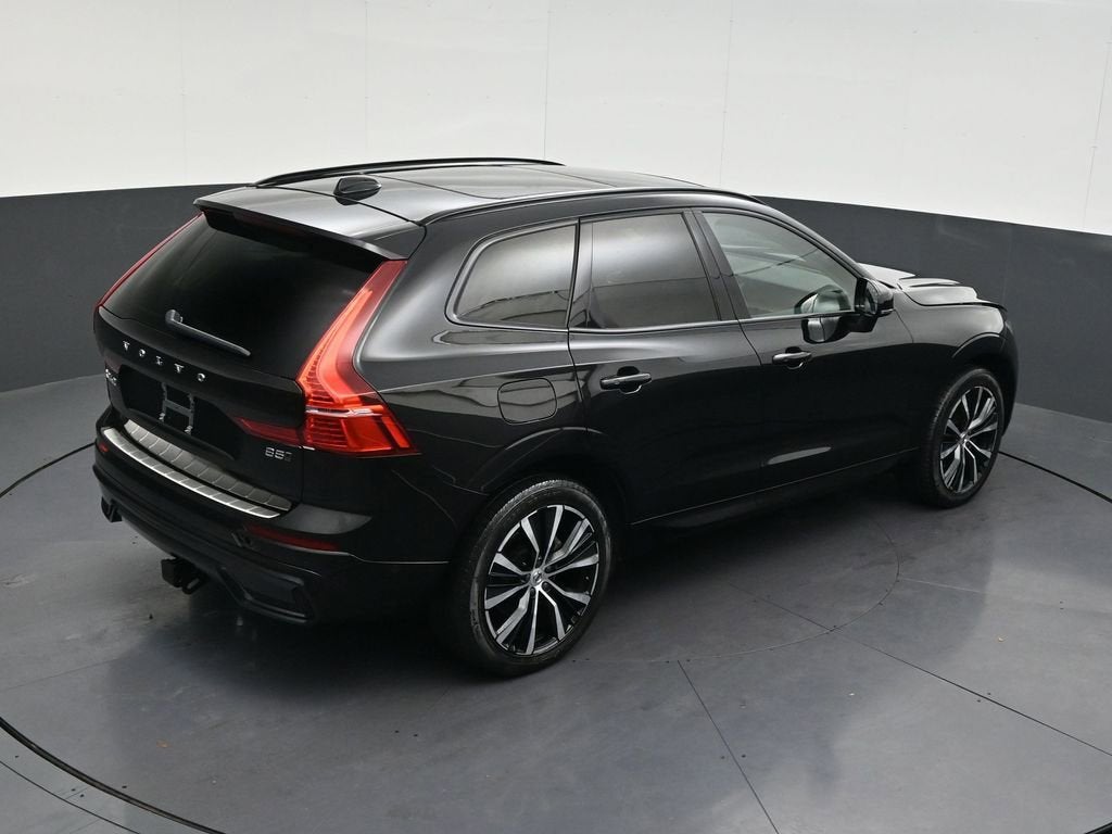 2024 Volvo XC60 B5 Plus Dark Theme