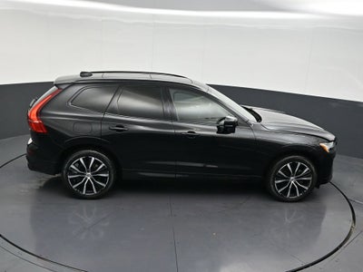 2024 Volvo XC60 B5 Plus Dark Theme