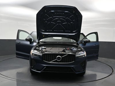 2024 Volvo XC60 B5 Plus Dark Theme