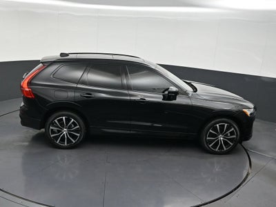 2024 Volvo XC60 Plus Dark Theme