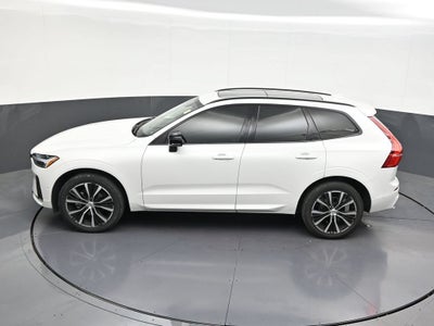 2024 Volvo XC60 B5 Plus Dark Theme
