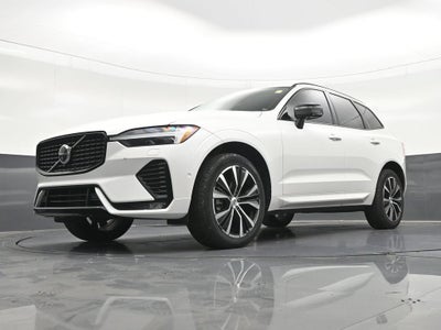 2024 Volvo XC60 B5 Plus Dark Theme