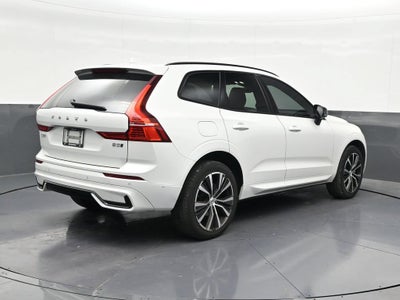 2024 Volvo XC60 B5 Plus Dark Theme
