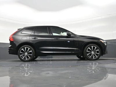 2024 Volvo XC60 Plus Dark Theme