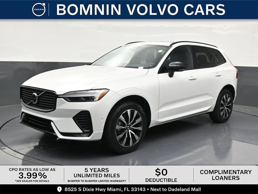 2024 Volvo XC60 Plus Dark Theme