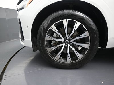 2024 Volvo XC60 Plus Dark Theme