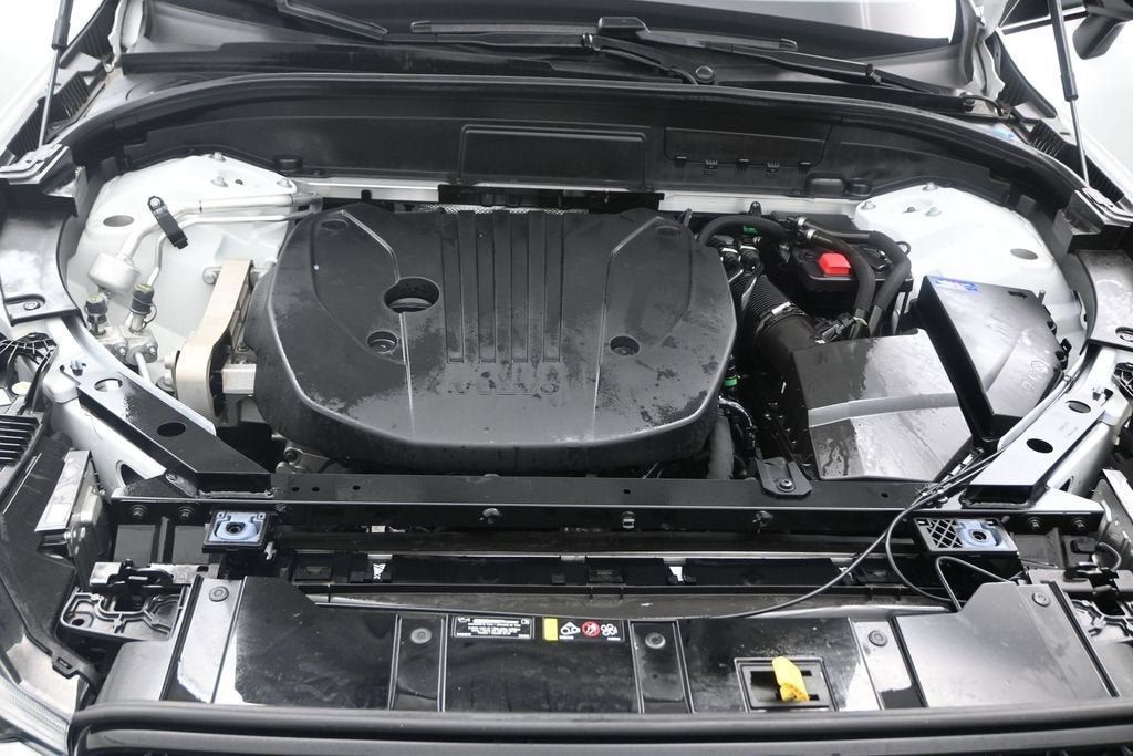 2024 Volvo XC60 B5 Plus Dark Theme