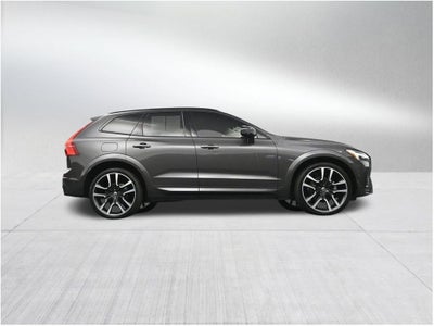2024 Volvo XC60 Ultimate Dark Theme