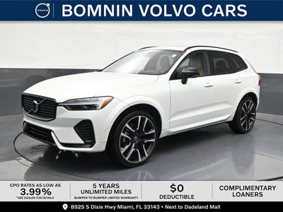 2024 Volvo XC60 B5 Ultimate Dark Theme
