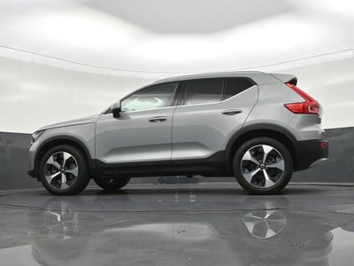 2025 Volvo XC40 Plus Bright Theme