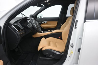 2025 Volvo XC90 B5 Ultra