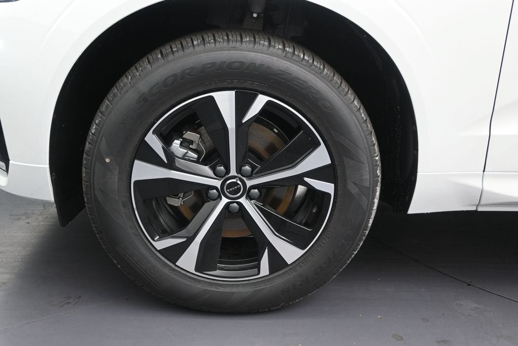 2026 Volvo XC60 Core