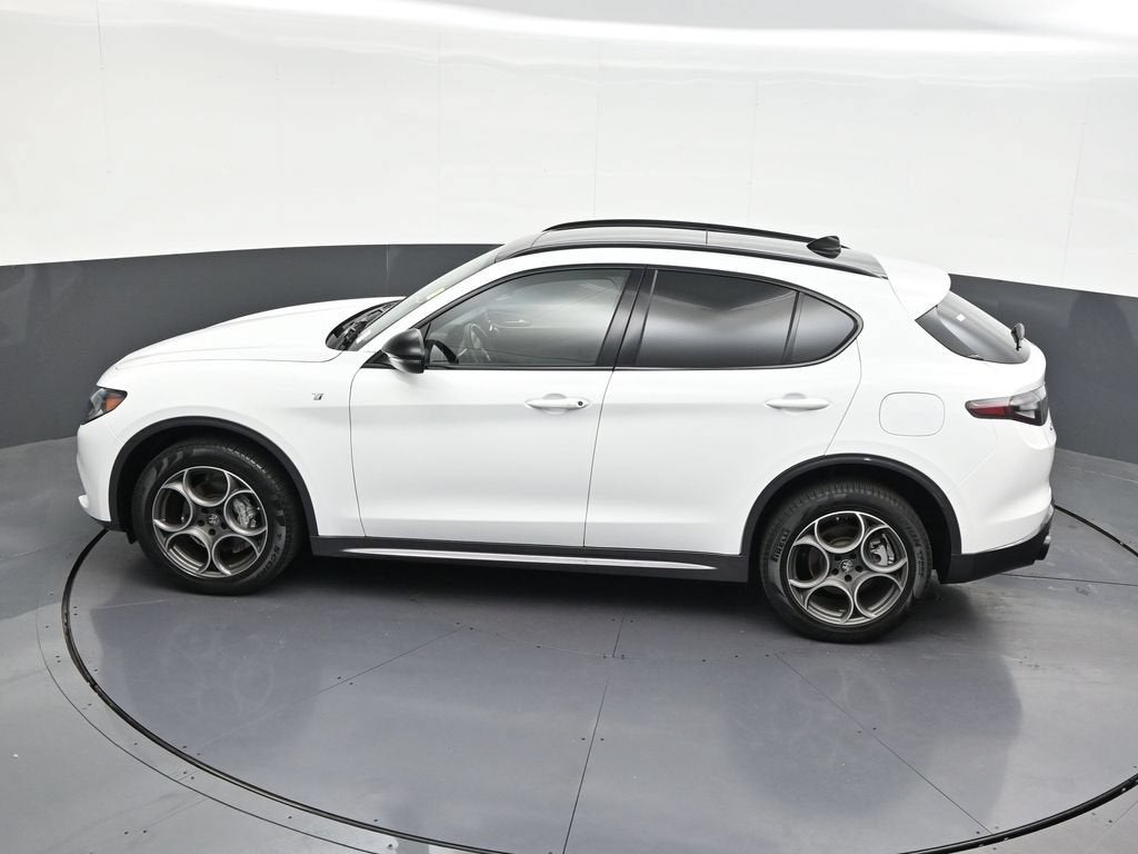 2024 Alfa Romeo Stelvio Ti AWD