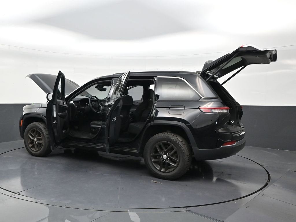 2024 Jeep Grand Cherokee Laredo X