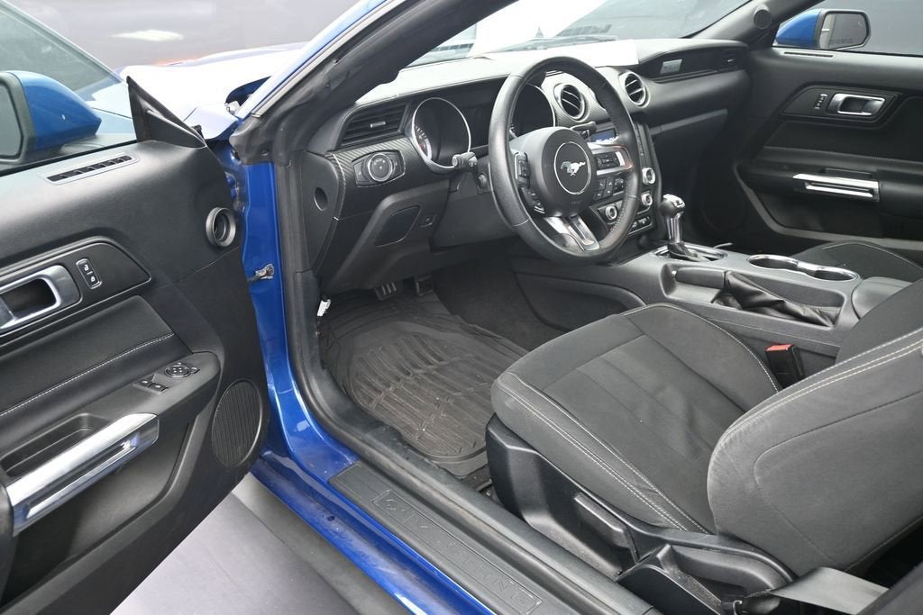 2022 Ford Mustang EcoBoost