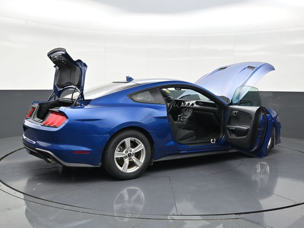 2022 Ford Mustang EcoBoost