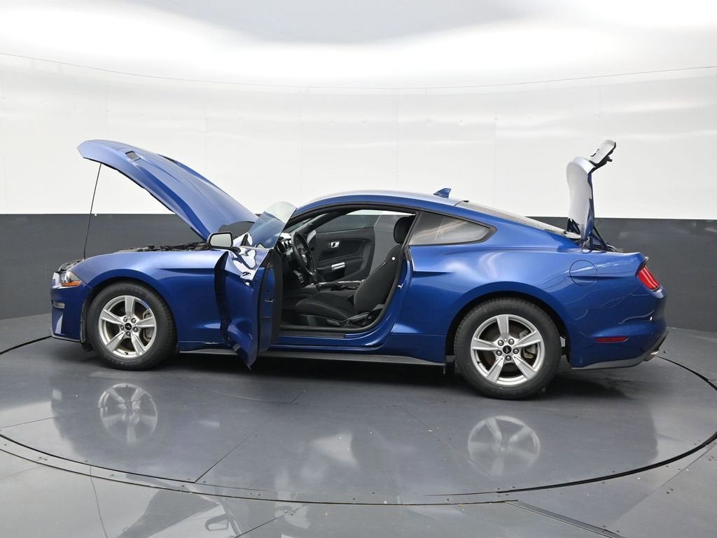 2022 Ford Mustang EcoBoost
