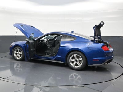 2022 Ford Mustang EcoBoost