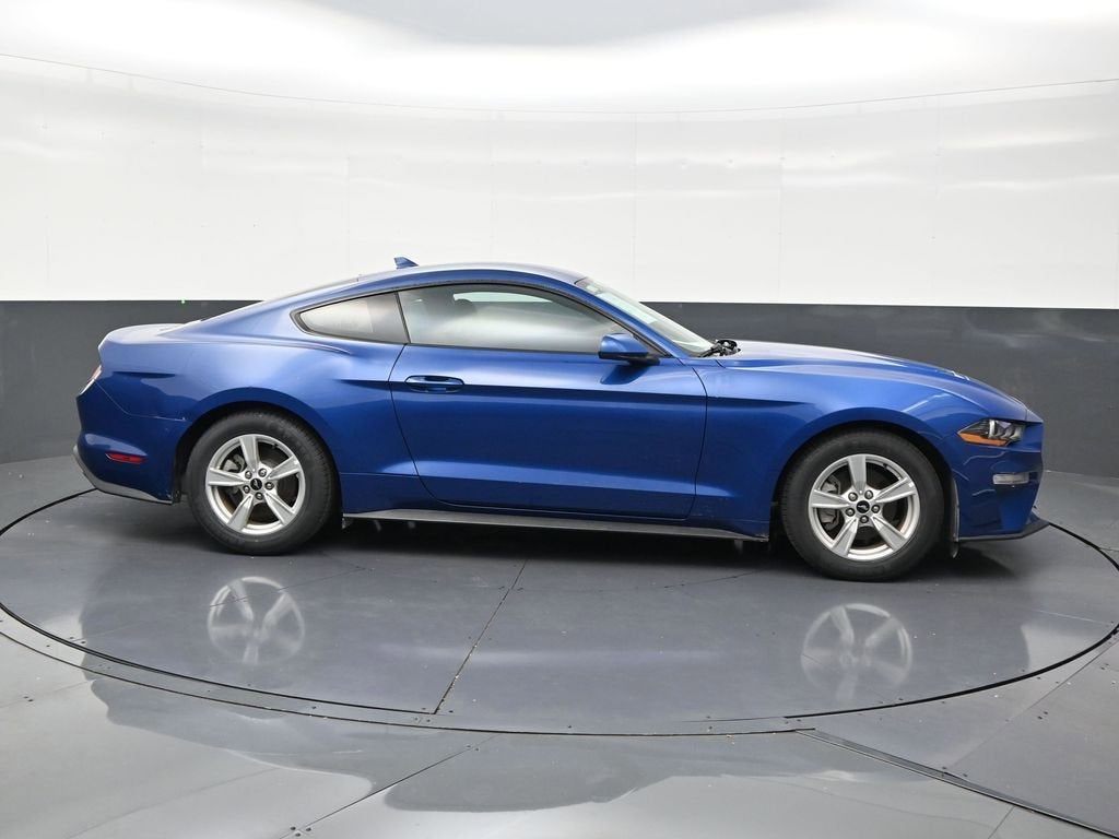 2022 Ford Mustang EcoBoost