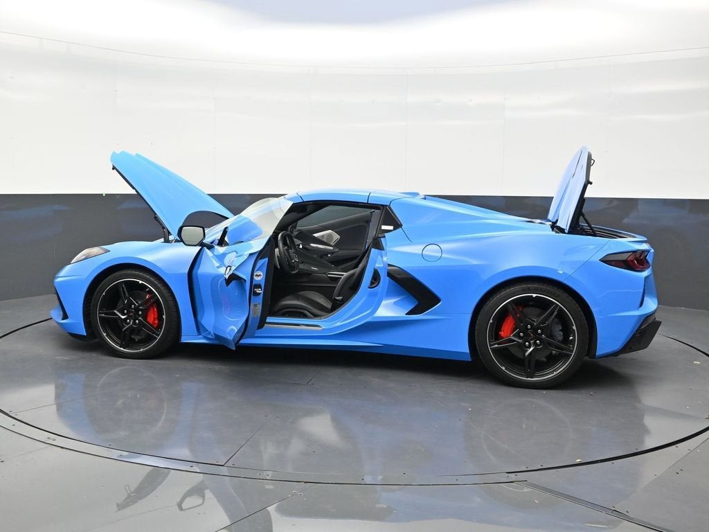 2025 Chevrolet Corvette Stingray 2LT