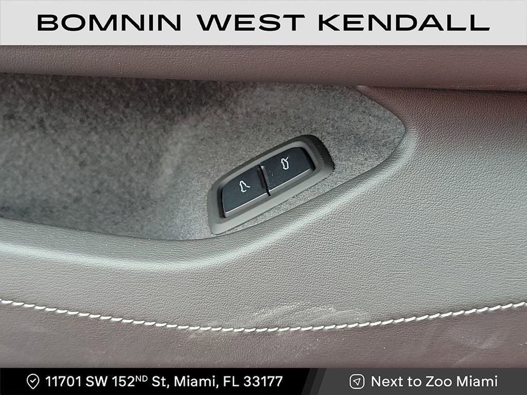 2025 Chevrolet Corvette E-Ray 1LZ